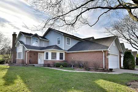 8539 Sandalwood Dr Darien, IL 60561
