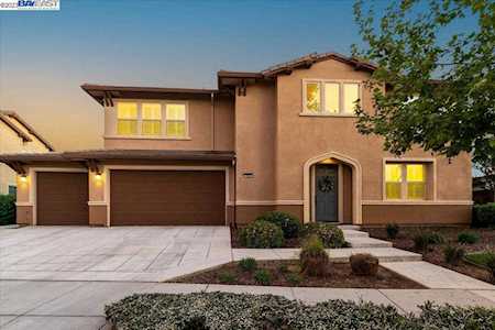 460 Portsmouth Dr Brentwood, CA 94513