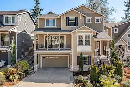 3775 Monterey Ct NE Renton, WA 98056