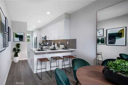 151 Hideaway Loop Mission Viejo, CA 92692