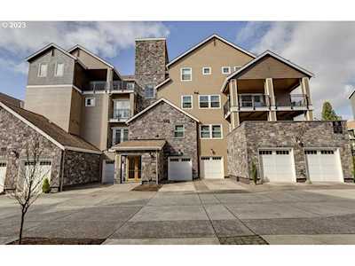 11635 SE Wingspan WAY #B2 Happy Valley, OR 97086
