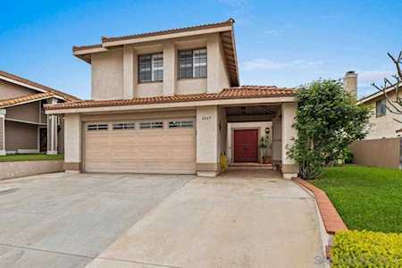 8869 La Cartera St San Diego, CA 92129