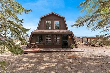 38 Oak Spring Rd Las Vegas, NV 89124