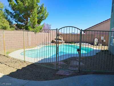 202 Glen Falls Ave Henderson, NV 89002