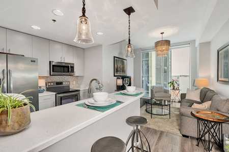 415 Church St #1211 Nashville, TN 37219