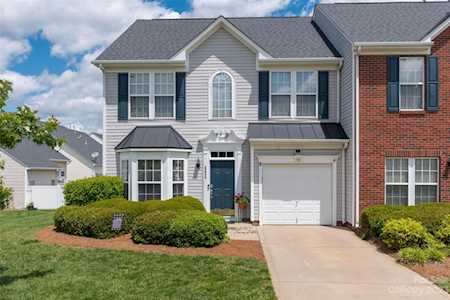 4224 Center Place Dr Harrisburg, NC 28075