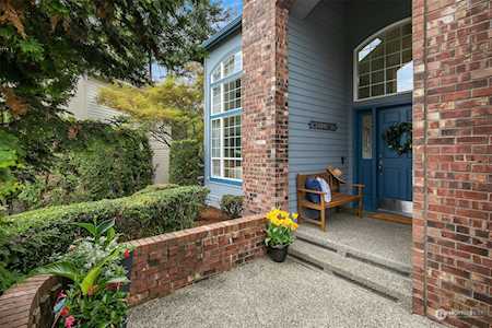 16427 SE 48th Ct Bellevue, WA 98006