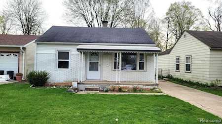 21212 Rensselaer St Farmington Hills, MI 48336