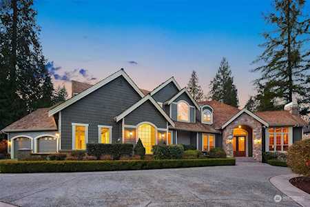19139 160th Ave NE Woodinville, WA 98072
