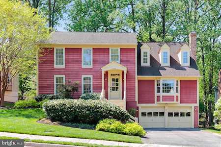 10349 Steamboat Landing Ln Burke, VA 22015