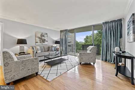 1515 S Arlington Ridge Rd #603 Arlington, VA 22202