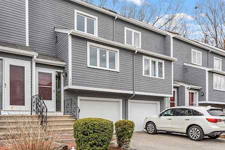 31 Blithewood Ave #705 Worcester, MA 01604