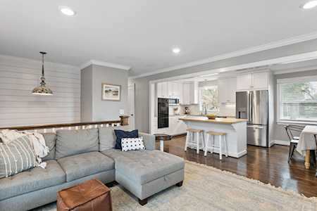 218 Carriage Dr Nashville, TN 37221