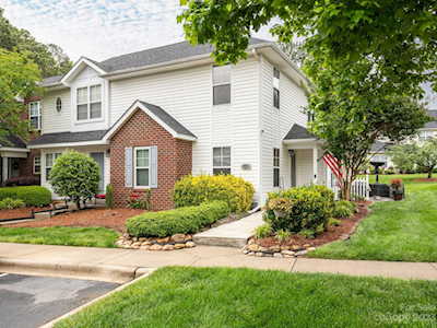4134 Melrose Club Dr Matthews, NC 28105