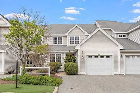 604 Devenwood Way #604 Clinton, MA 01510