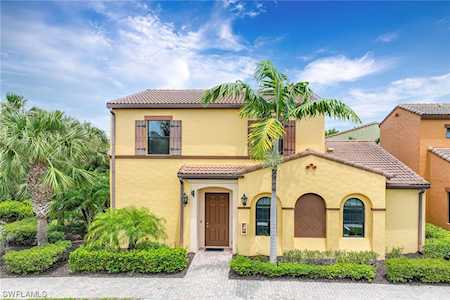 9077 N Capistrano St #4702 Naples, FL 34113