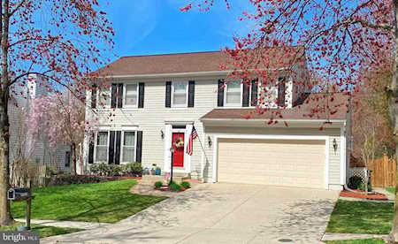 1752 Harewood Ln Crofton, MD 21114