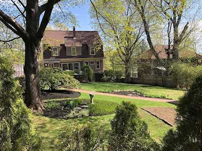 35 Norfolk Road Arlington, MA 02476