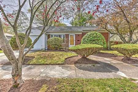 55 North Ave Providence, RI 02906
