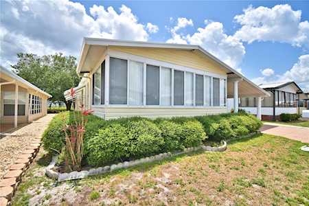 4185 Rolling Oaks Dr Winter Haven, FL 33880