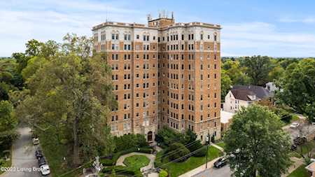 2140 Bonnycastle Ave #8c Louisville, KY 40205