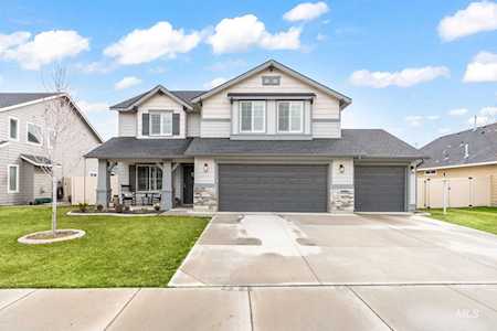846 N Hidden View Way Star, ID 83669