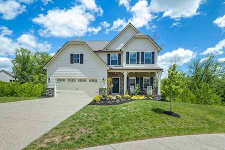 5012 Great Falls Ct College Grove, TN 37046