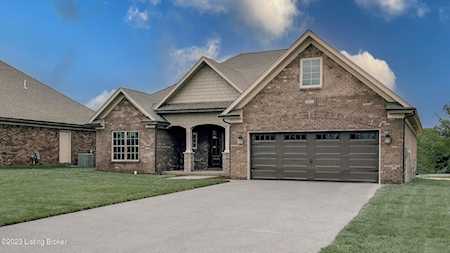 10704 Leo Farm Pl Louisville, KY 40291
