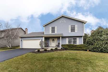 2651 Cheshire Dr Aurora, IL 60504