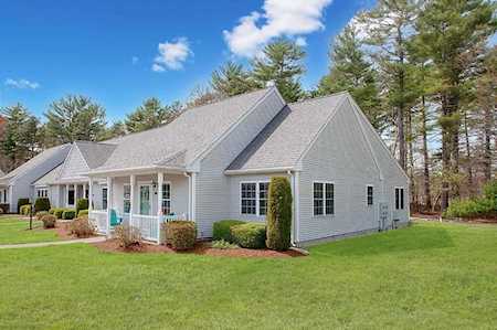 9D Cranberry Grove Way #D Wareham, MA 02571