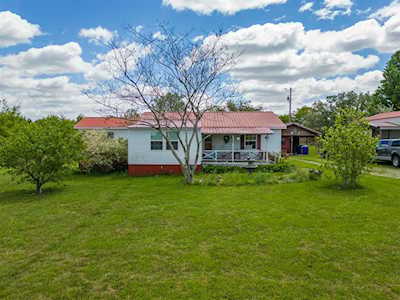 696 Stuart Chapel Road Lewisburg, KY 42256