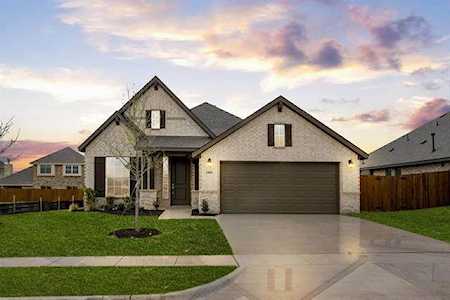 1304 Cedar Creek Lane Crowley, TX 76036