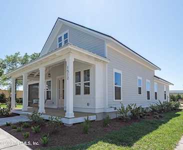 1512 Lakeside CT Fernandina Beach, FL 32034