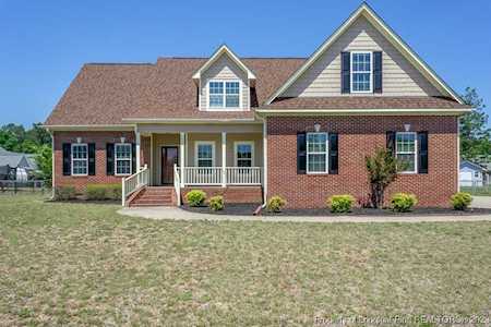 1927 Sunshine Ct Hope Mills, NC 28348