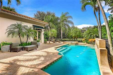 15655 Villoresi Way Naples, FL 34110