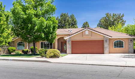 1792 N Serenity DR St George, UT 84770