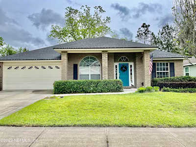12033 Sands Pointe CT Macclenny, FL 32063