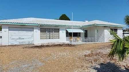 192 Lido Dr St. Pete Beach, FL 33706