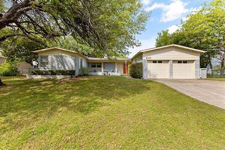 2117 Sansom Circle River Oaks, TX 76114