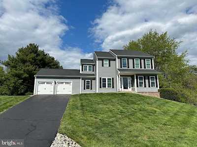 207 Manchester Way Middletown, DE 19709
