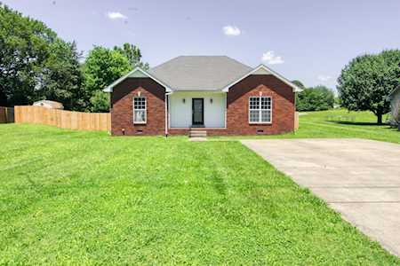 3018 Easy Goer Ln Greenbrier, TN 37073