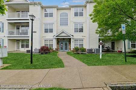 367 Saint Andrews Place Manalapan, NJ 07726
