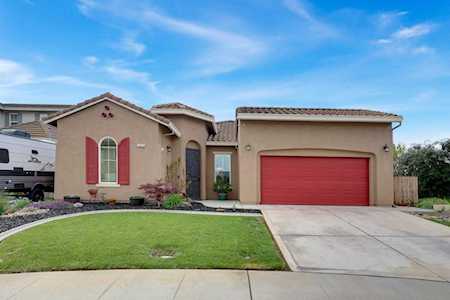 7016 Elvora Way Elk Grove, CA 95757