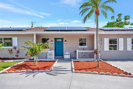 13414 Alpine Ave Seminole, FL 33776