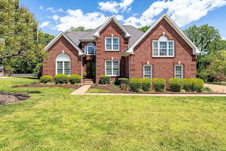 102 Wyncrest Ct Hendersonville, TN 37075