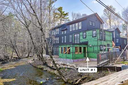 137 Skimobile Rd #1 Conway, NH 03860