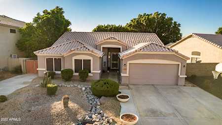 6741 W Wahalla Ln Glendale, AZ 85308