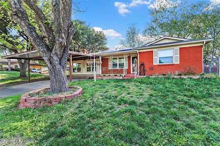 5524 Denise Drive Haltom City, TX 76148