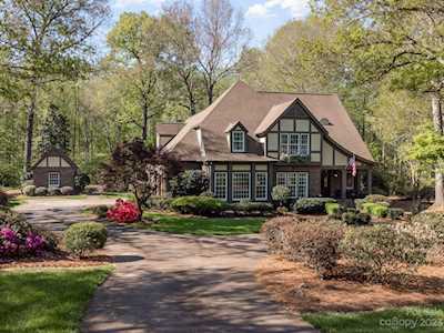 6808 Misty Ln Waxhaw, NC 28173