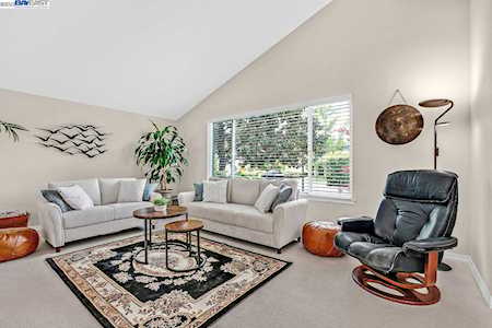 3545 Glacier Ct Pleasanton, CA 94588